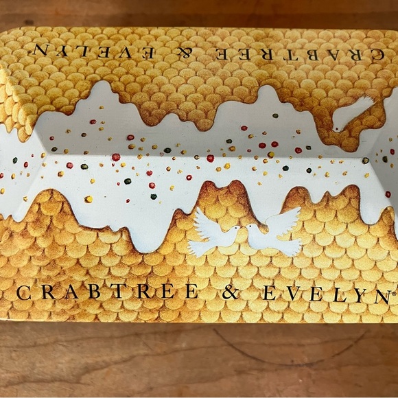 Crabtree & Evelyn Decorative Storage Tin - Multicolor - Picture 3 of 10